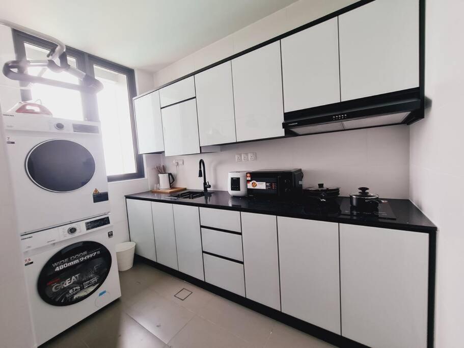 Apartemen New!2-7pax 2br Sks Pavillion Near Jb Customs